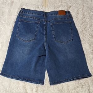 NWT Women's Blue Denim Shorts